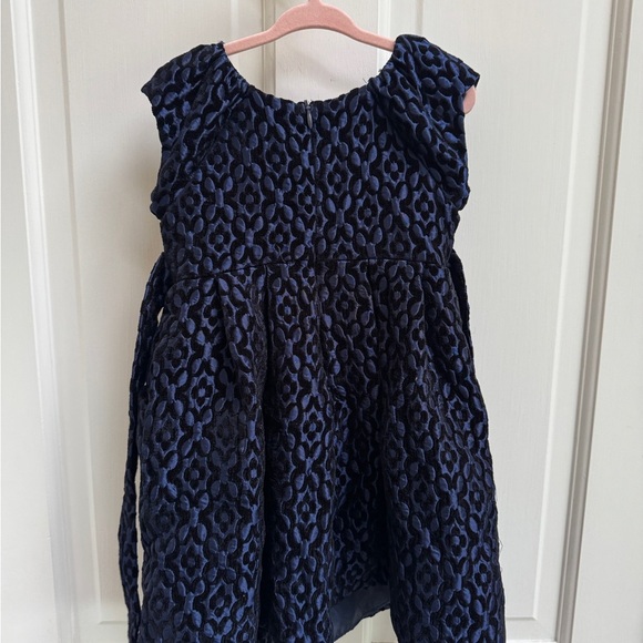 NWOT Iris & Ivy 2T Girls BlueTextured Short Sleeve Dress with Sparkling Neckline - Picture 5 of 5